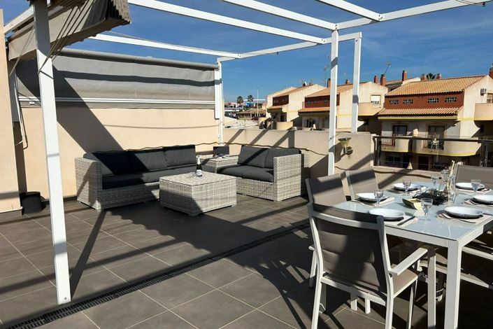 Image No.20-2 Bed Apartment for sale