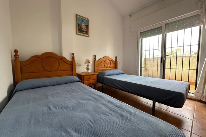 Image No.5-4 Bed Townhouse for sale