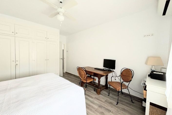 Image No.11-Appartement de 3 chambres à vendre à Punta Prima