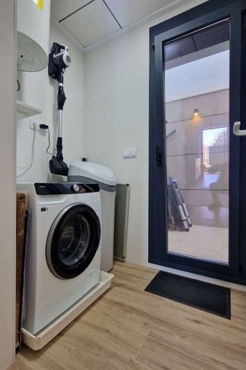 Image No.13-3 Bed Townhouse for sale