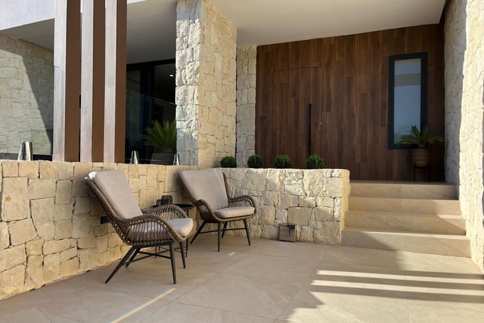 Image No.3-3 Bed Townhouse for sale