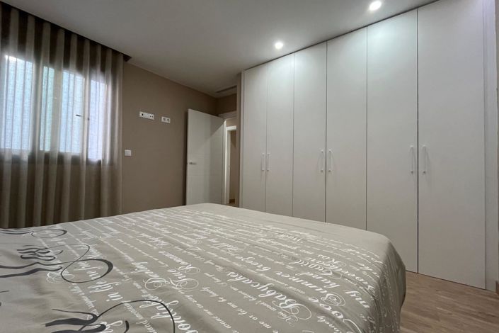 Image No.6-3 Bed Townhouse for sale