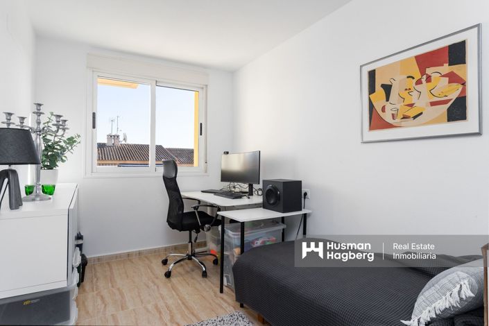 Image No.17-3 Bed Apartment for sale