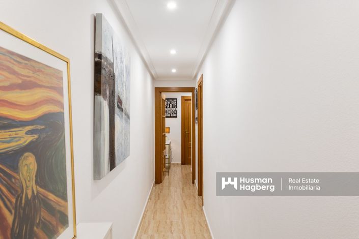 Image No.20-3 Bed Apartment for sale