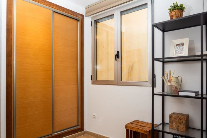 Image No.27-2 Bed Apartment for sale