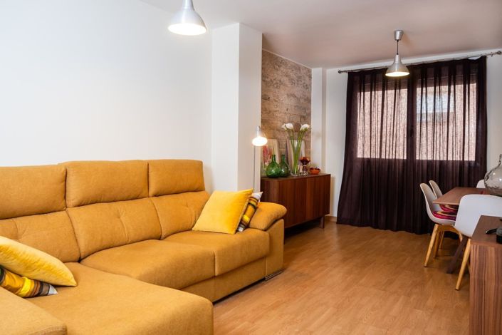 Image No.30-2 Bed Apartment for sale