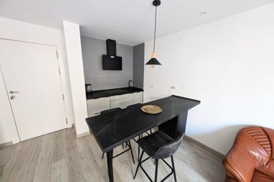 med5nr2t44358cqb8530j-2820x1880