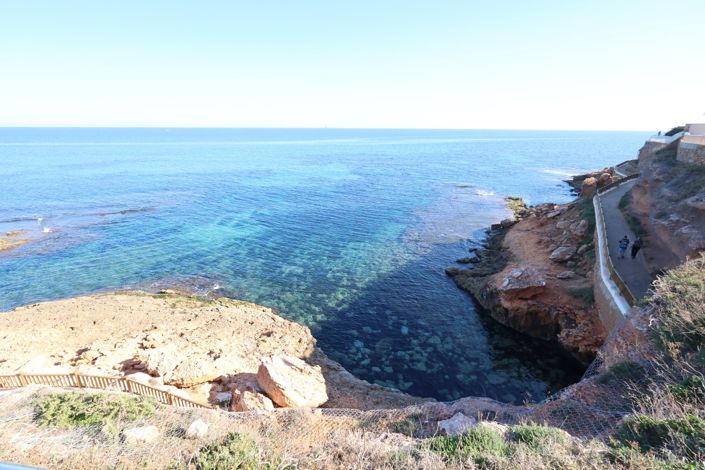 Image No.5-6 Bed Villa for sale