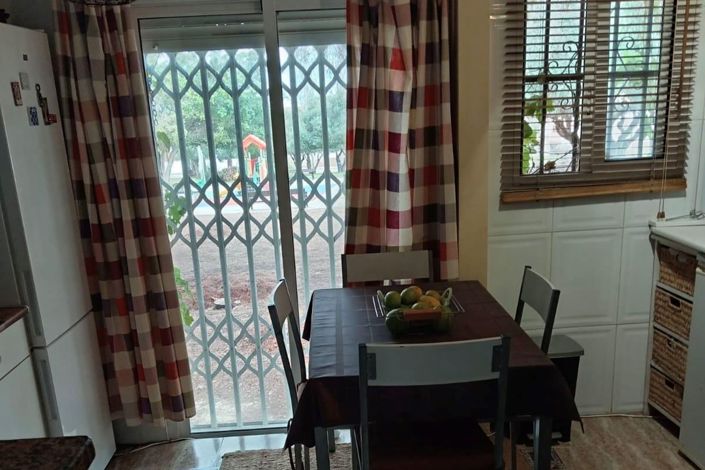 Image No.11-2 Bed Townhouse for sale