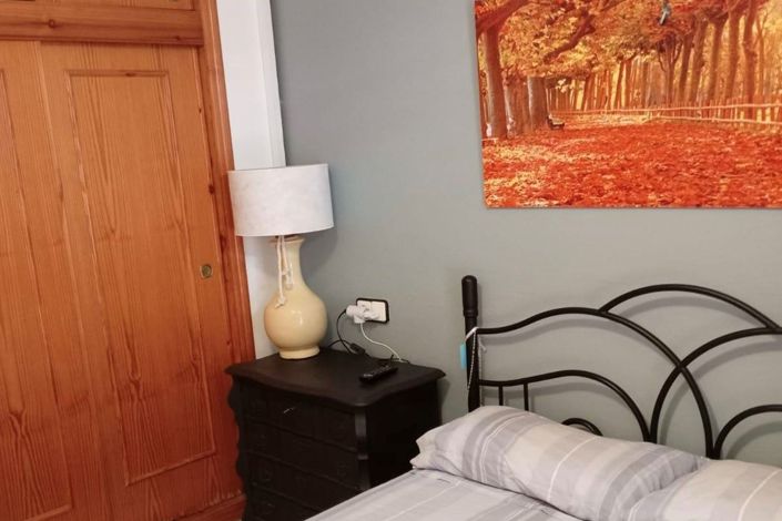 Image No.26-2 Bed Townhouse for sale