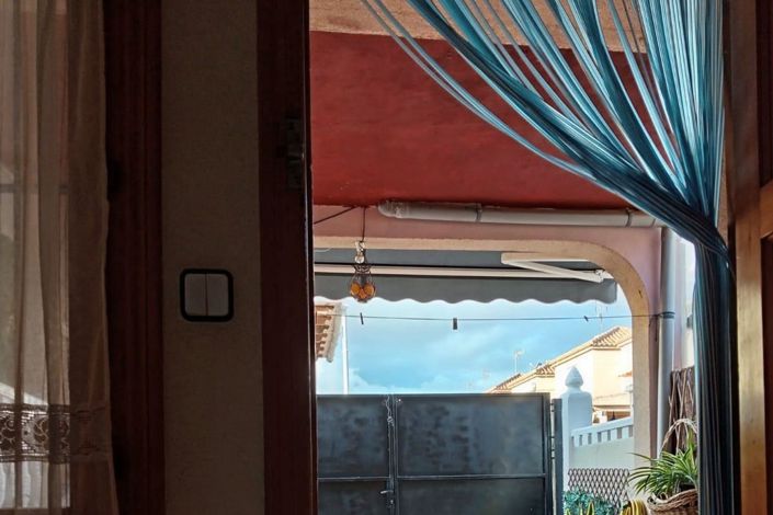 Image No.31-2 Bed Townhouse for sale