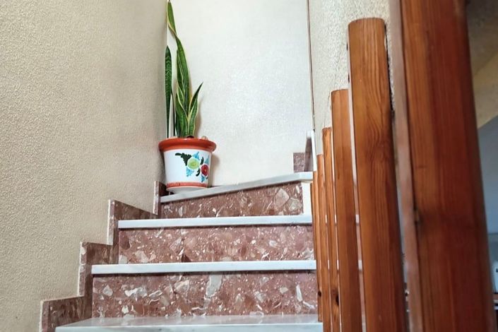 Image No.35-2 Bed Townhouse for sale