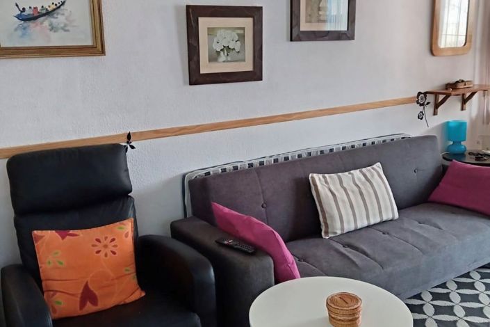 Image No.6-2 Bed Townhouse for sale