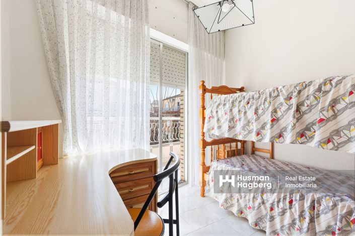 Image No.21-3 Bed Townhouse for sale