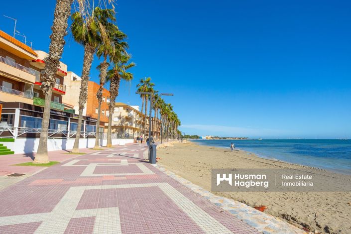 Image No.36-3 Bed Townhouse for sale