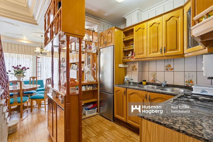 Image No.6-3 Bed Townhouse for sale