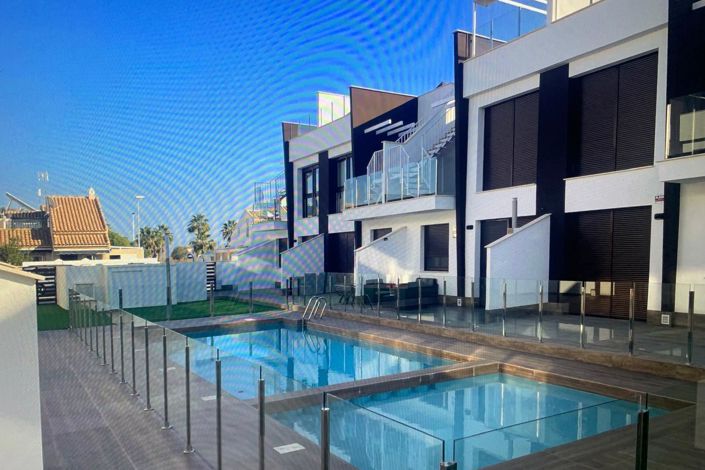 Image No.15-2 Bed Apartment for sale