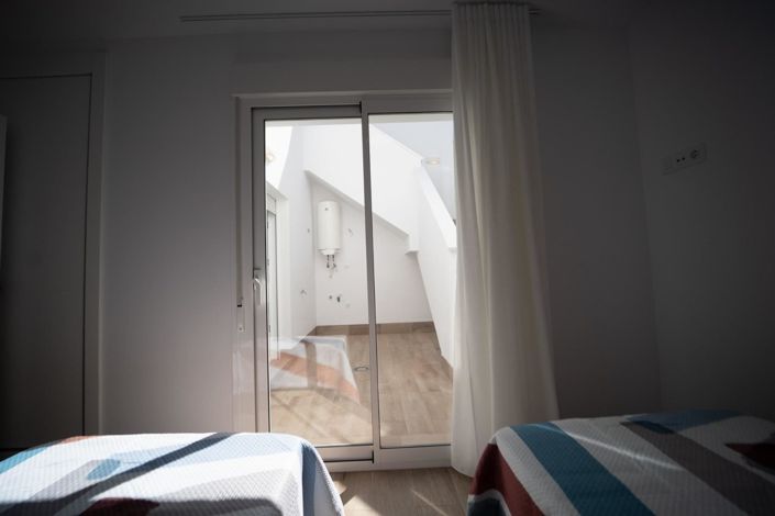 Image No.26-3 Bed Townhouse for sale