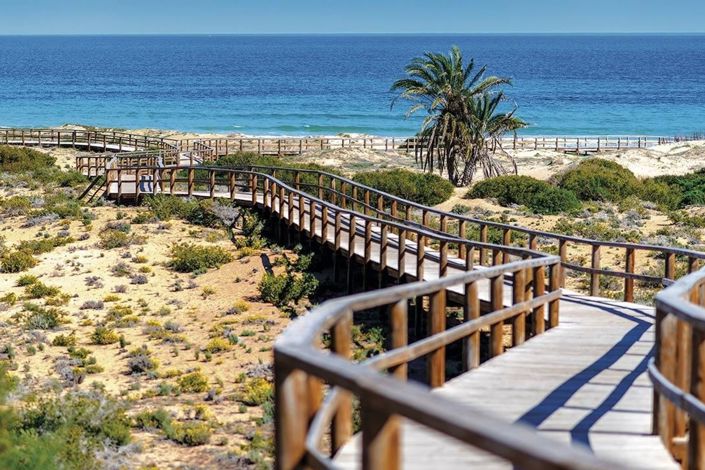 Image No.21-3 Bed Apartment for sale