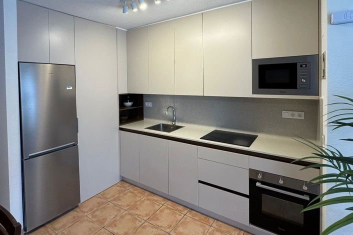 Image No.8-3 Bed Townhouse for sale