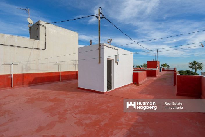 Image No.19-3 Bed Apartment for sale