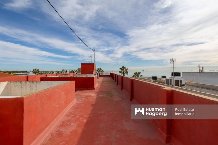 Image No.20-3 Bed Apartment for sale