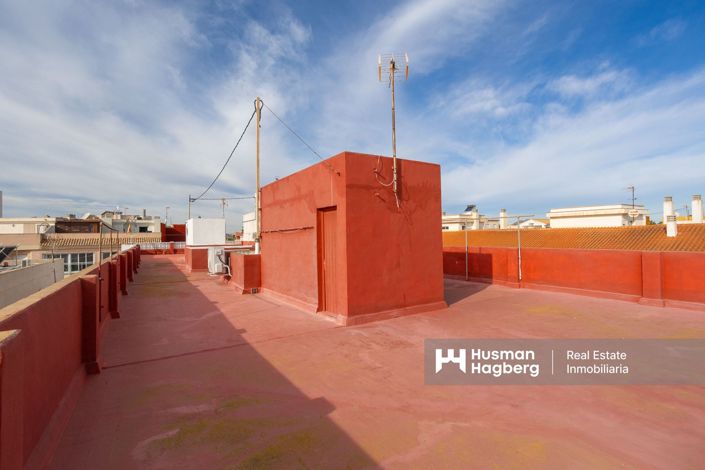 Image No.23-3 Bed Apartment for sale