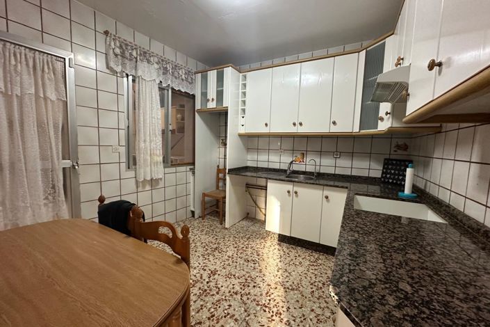 Image No.12-3 Bed Apartment for sale