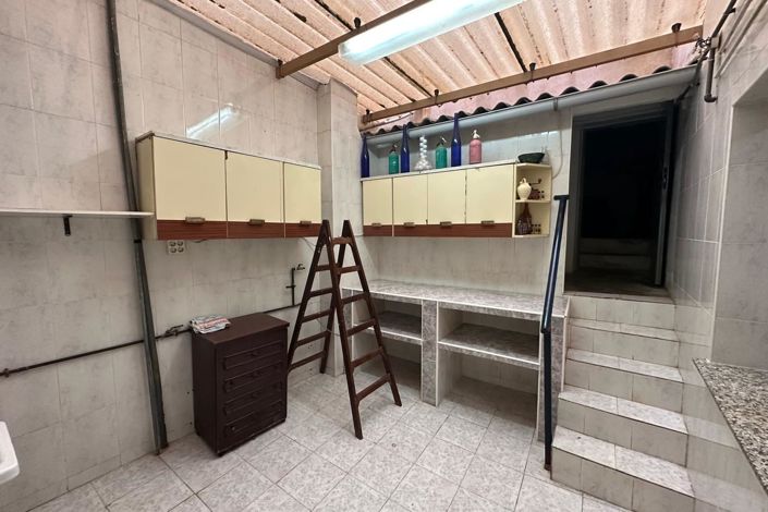 Image No.17-3 Bed Apartment for sale