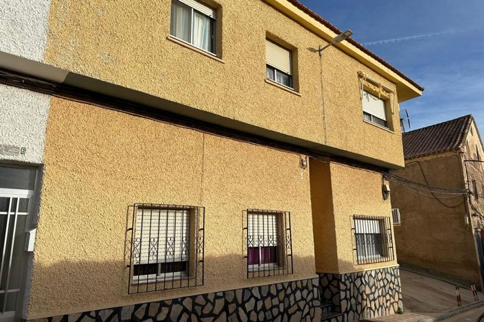 Image No.3-3 Bed Apartment for sale