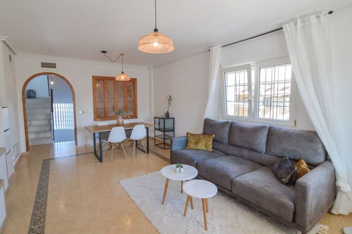 Image No.18-4 Bed Villa for sale