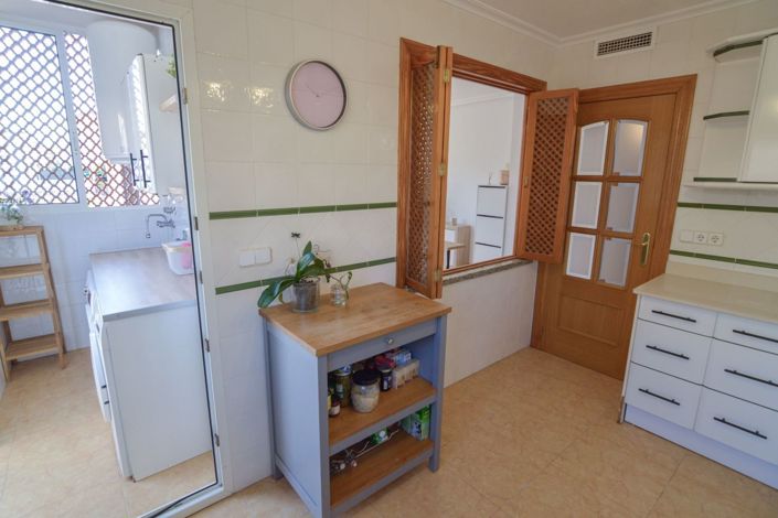 Image No.27-4 Bed Villa for sale