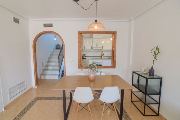 Image No.28-4 Bed Villa for sale