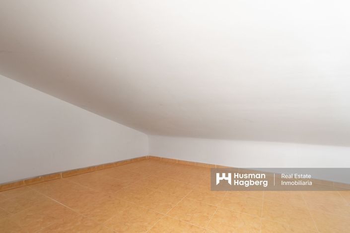 Image No.28-4 Bed Villa for sale