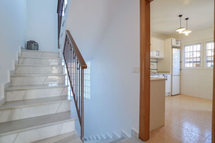 Image No.32-4 Bed Villa for sale