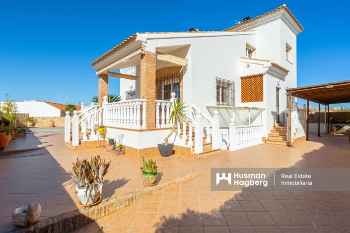 Image No.49-4 Bed Villa for sale