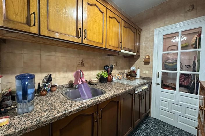 Image No.11-2 Bed Apartment for sale