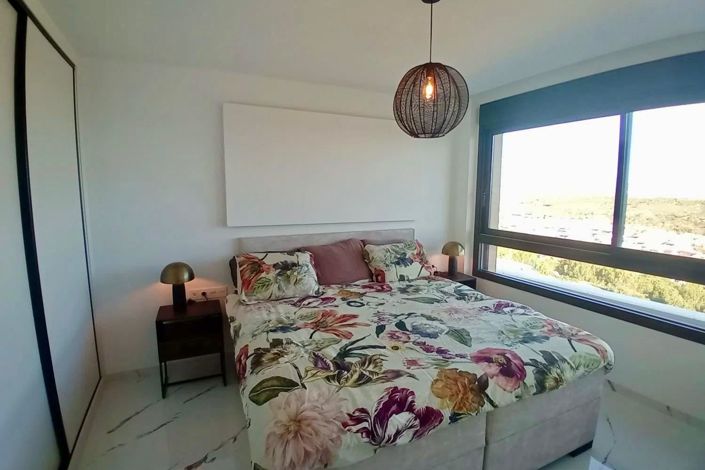 Image No.11-2 Bed Apartment for sale