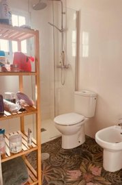 med5nv64vs358cq4t5x70-1880x2820