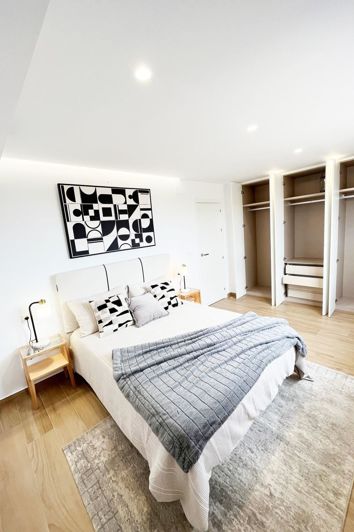 Image No.20-6 Bed Villa for sale