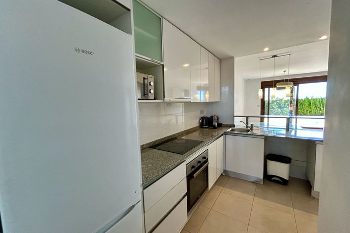 Image No.16-2 Bed Apartment for sale