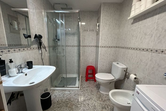 Image No.22-2 Bed Apartment for sale