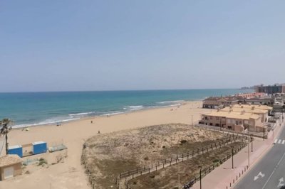 med5nw995g358cgzpwc73-2820x1880