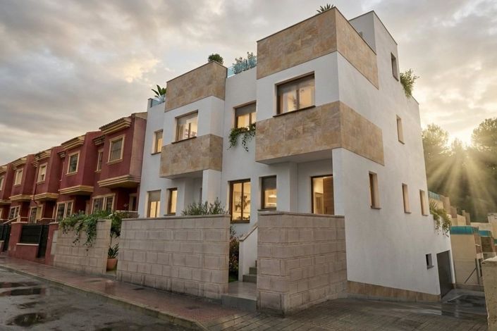 Image No.2-3 Bed Townhouse for sale