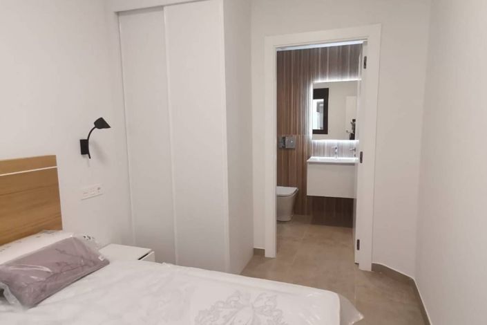 Image No.5-2 Bed Apartment for sale