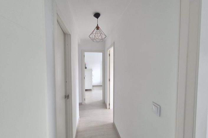 Image No.17-3 Bed Apartment for sale