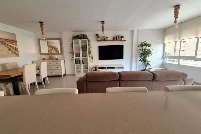 Image No.19-3 Bed Apartment for sale