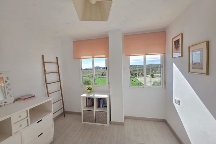 Image No.32-3 Bed Apartment for sale