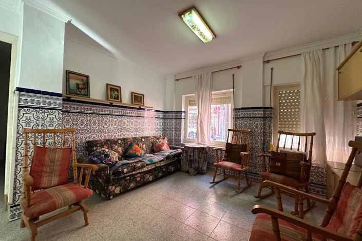 Image No.17-3 Bed Apartment for sale