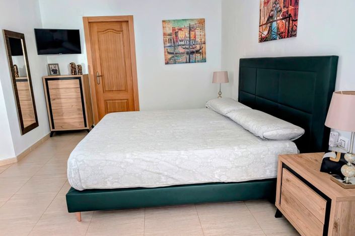 Image No.16-Villa de 4 chambres à vendre à Alicante City